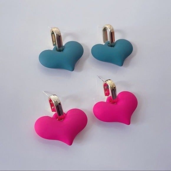*50% OFF! 2 pair Heart earrings gold pink teal blue dangle drop hearts Y2k retro - Picture 1 of 5